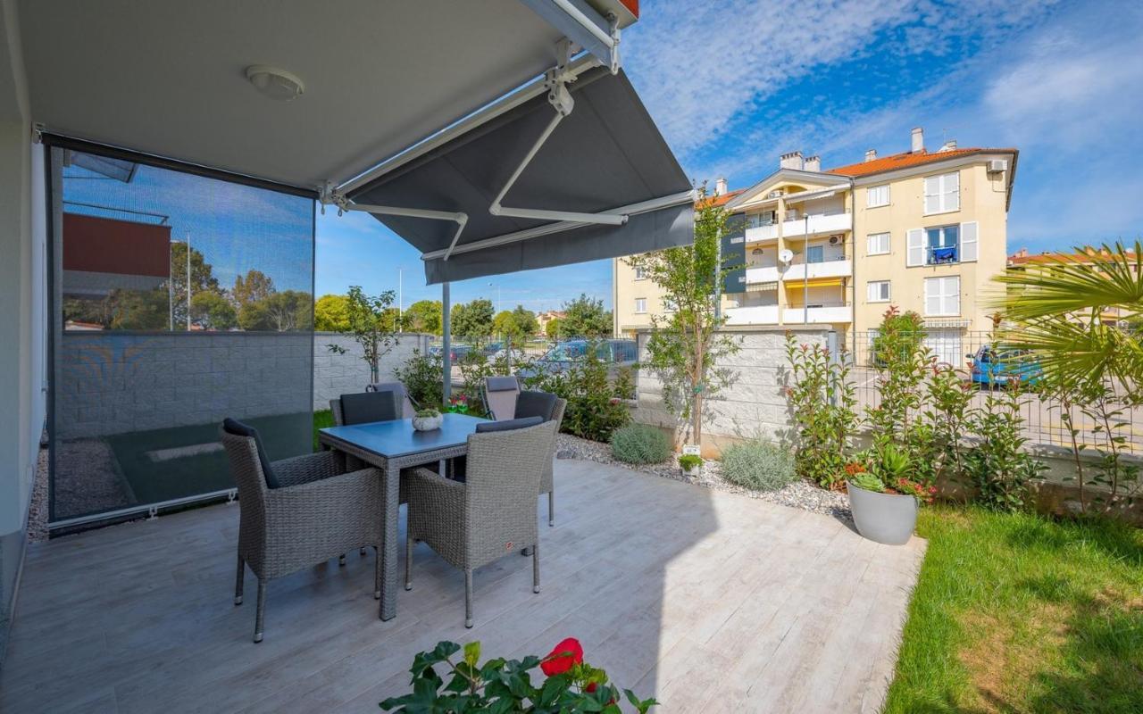 Sofia House With Apartment Умаг Екстер'єр фото
